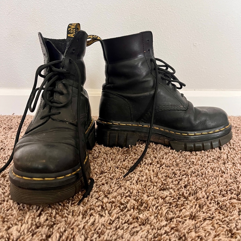 Size 7 Dr Martens